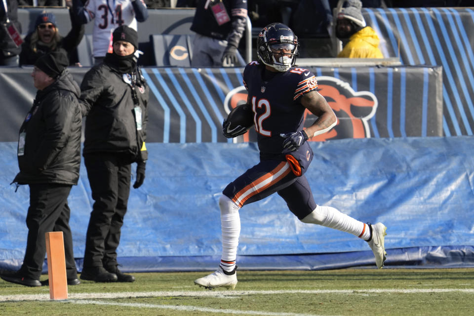 Chicago Bears wide receiver Velus Jones Jr. (12) runs up field during a 42-yard touchdown run in the first half of an NFL football game against the Minnesota Vikings, Sunday, Jan. 8, 2023, in Chicago. (AP Photo/Nam Y. Huh)