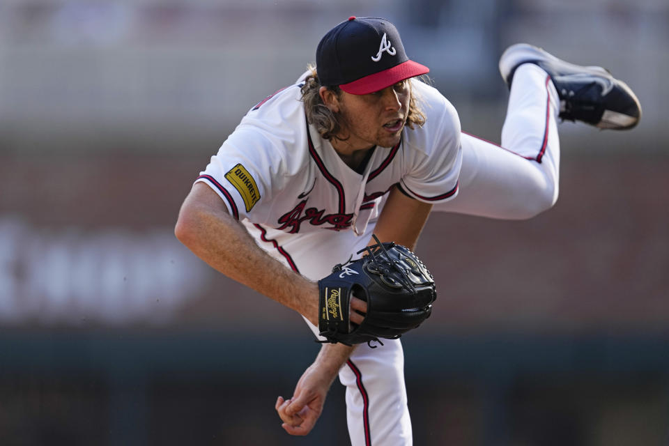 Atlanta Braves pitcher Dylan Dodd works against the Washington Nationals in the sixth inning of a baseball game, Sunday, Oct. 1, 2023, in Atlanta. (AP Photo/John Bazemore)