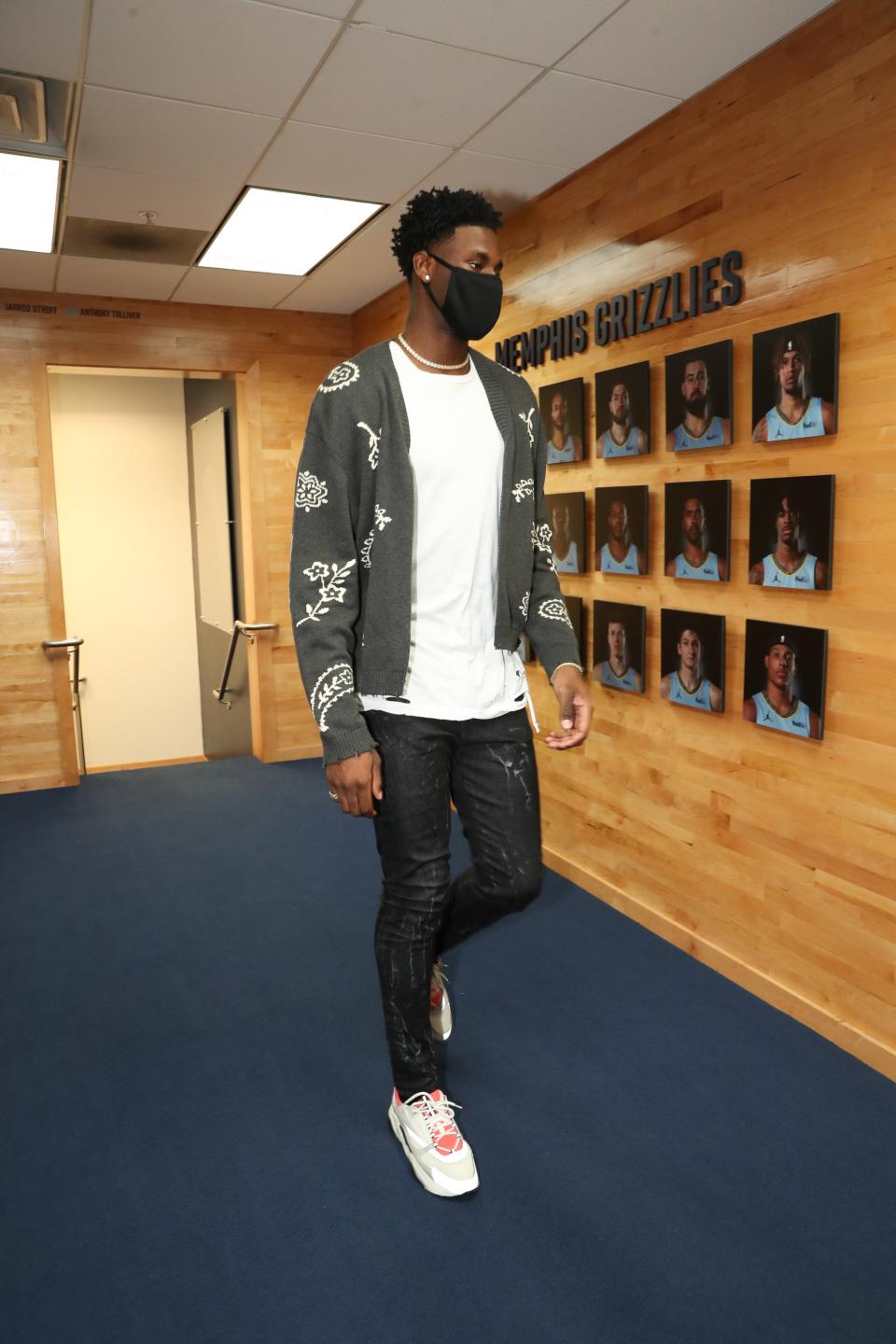 Jaren Jackson Jr. of the Memphis Grizzlies arrives to a game against the Los Angeles Lakers in Memphis, January 3, 2021.