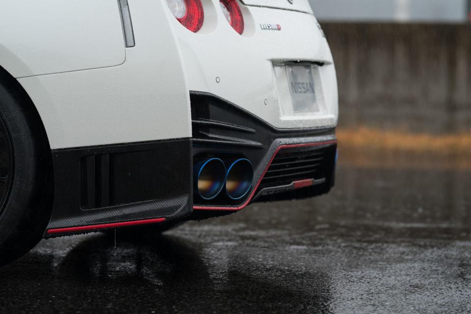 View 2020 Nissan GT-R Photos