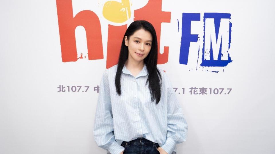 徐若瑄發行全新專輯《先聽我說完》。（圖／Hit Fm聯播網提供）