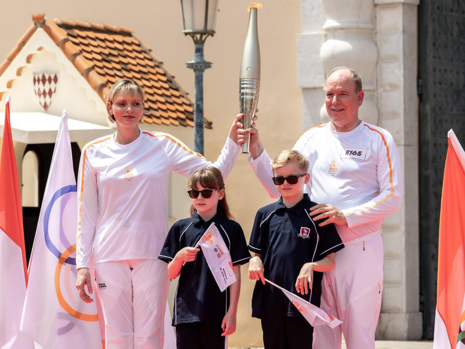 Albert II, Charlène de Monaco et leurs jumeaux Jacques et Gabriella