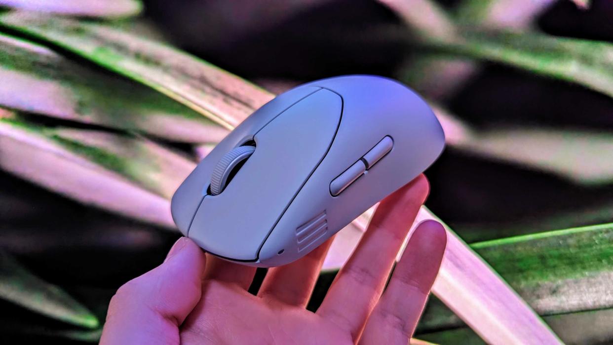  Image of the Alienware Pro Wireless Gaming Mouse. 