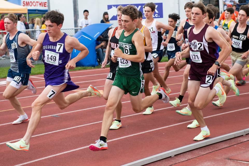 Riverside's Ty Fluharty (423) competes toward the bronze medal (9:20.37) in the 2A boys' 3200-meter run at the 2022 PIAA Track and Field Championships.