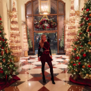 <p>The heiress spread holiday cheer against an extremely festive backdrop. <i>Photo: <a href="https://www.instagram.com/p/_vC0EtKgPV/?taken-by=parishilton" rel="nofollow noopener" target="_blank" data-ylk="slk:@parishilton;elm:context_link;itc:0;sec:content-canvas" class="link ">@parishilton</a></i></p>