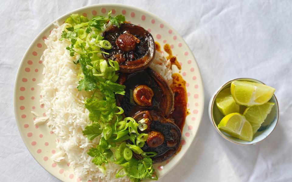 Sweet and spicy mushrooms with fluffy, fragrant rice - Eleanor Steafel