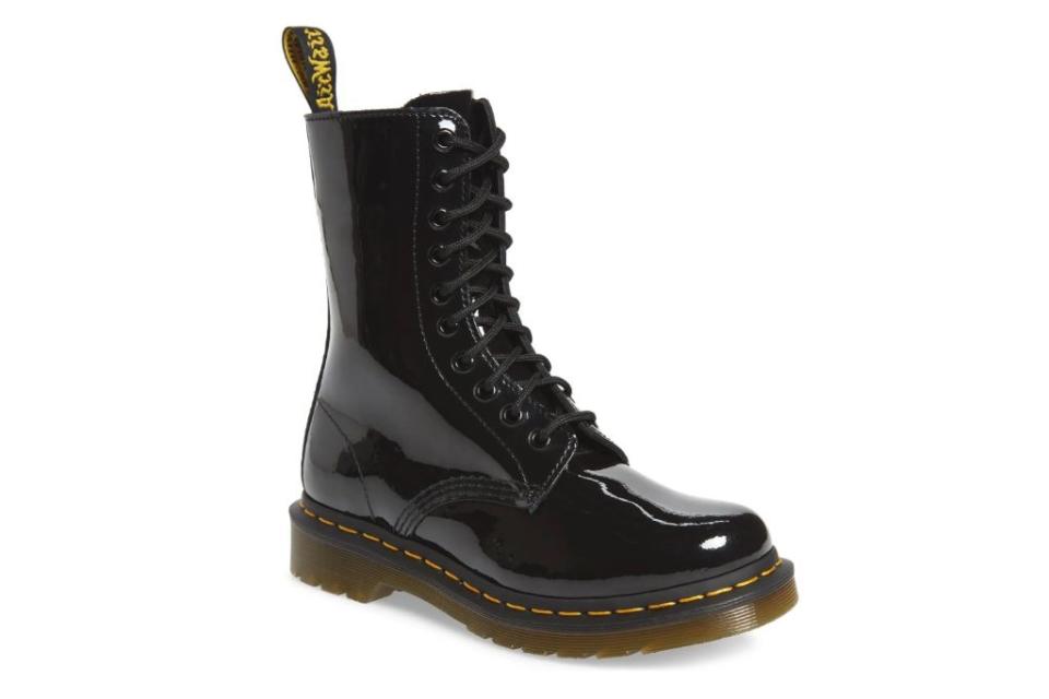 dr martens 1490 lace-up boot