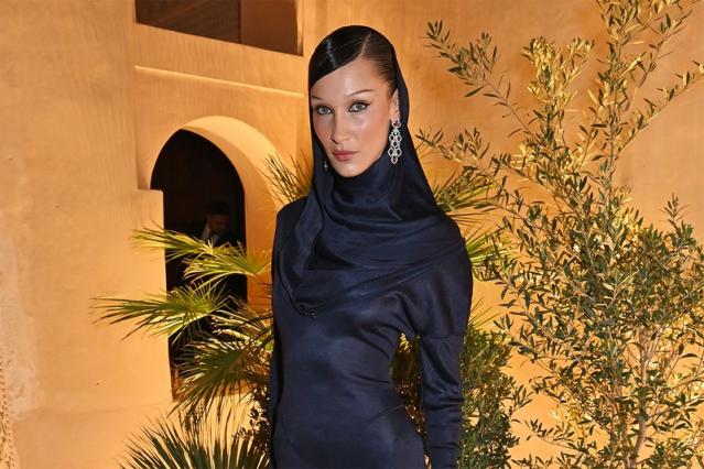 Bella Hadid Wore a Tiny '90s Tube Dress on the Versace Runway