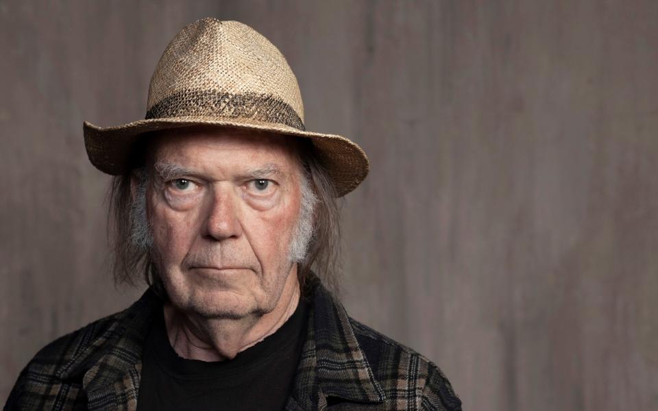 Neil Young - Rebecca Cabage/Invision/AP