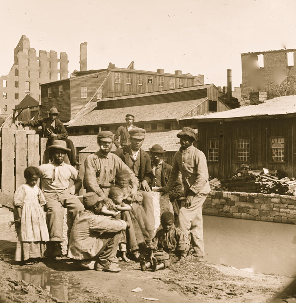 A freed Black family in Richmond, VA circa 1865. Freed Black settlements became popular in Texas following Juneteenth. (Buyenlarge/Getty Images)