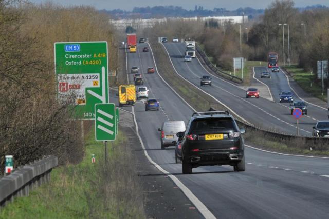 Delays expected as part of A419 in Swindon closed for weekend