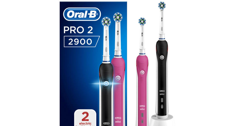 Oral-B Pro 2 2900 CrossAction Electric Toothbrush Duo Pack