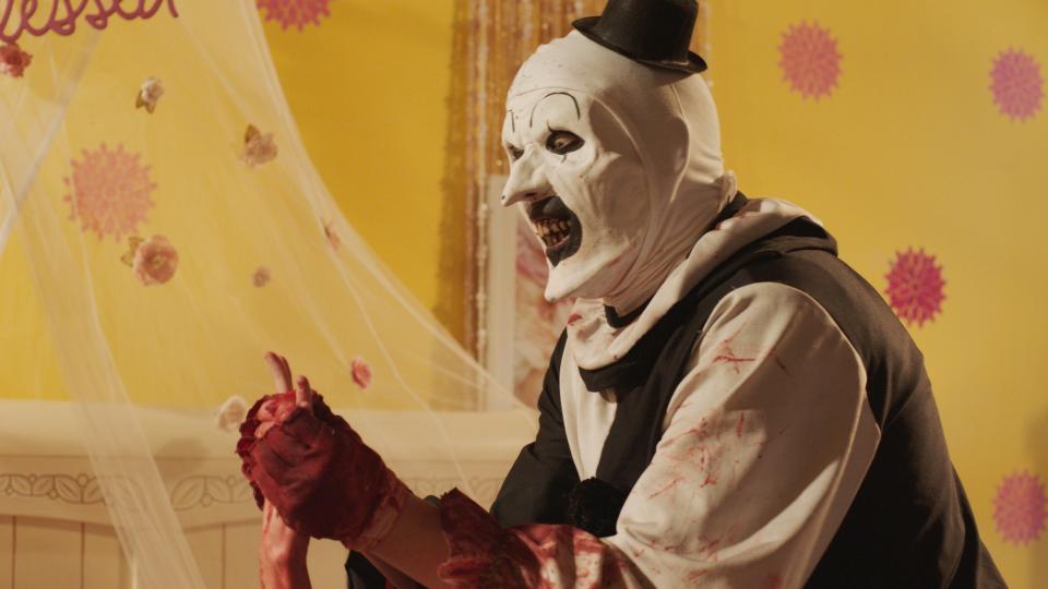 Signature Entertainment presents Terrifier 2 on Digital Platforms, DVD and Blu-ray 24th October alongside Terrifier 1 & 2 Blu-ray box-set