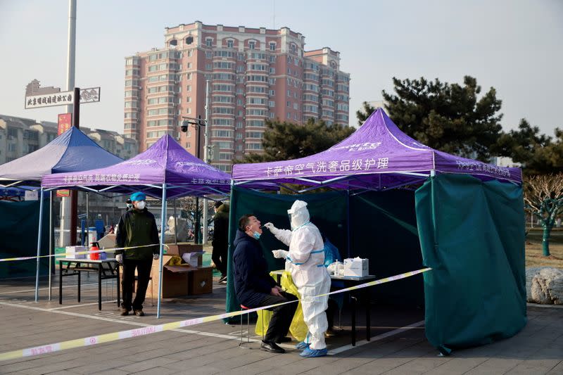 People getting nucleic acid test in Beijing