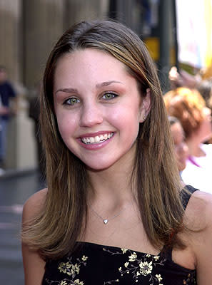 Amanda Bynes at the Hollywood premiere of Walt Disney's The Princess Diaries