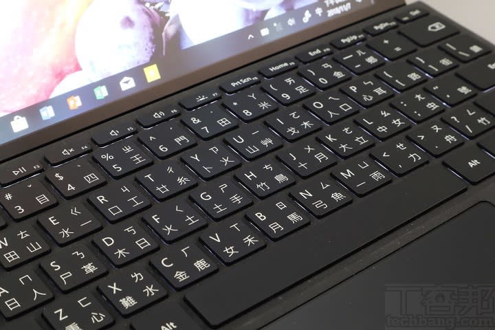 微軟 Surface Go 評測：小尺寸多了便利性，效能再強化會更實用