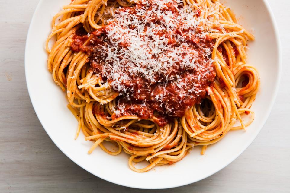 Recipes: Make Your Own Pasta Sauce and You’ll Never Go Back