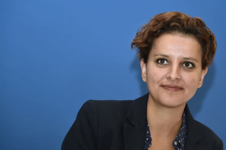 French Education Minister Najat Vallaud-Belkacem has accused the major of Chalon-sur-Saone of "taking children hostage" with his ban on non-pork school meals