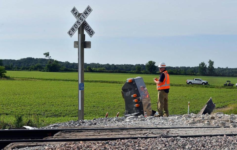 Several cars of an Amtrak train traveling from Los Angeles to Chicago derailed Monday afternoon after it struck a dump truck at a crossing in northern Missouri, Amtrak announced. More than 200 people were on board the train at the time of the crash, which was first reported about 12:43 p.m. near Mendon, Missouri, according to the Missouri State Highway Patrol. Three people were killed in the crash, the patrol said, including two people on the train and one person in the dump truck.