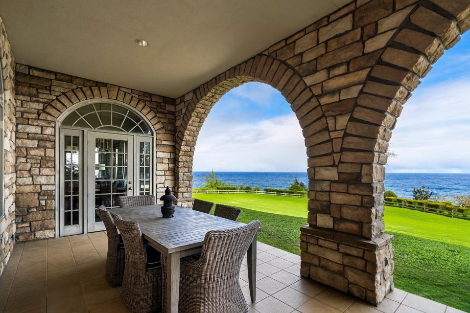 Vijay Singh Hawaii mansion for sale.