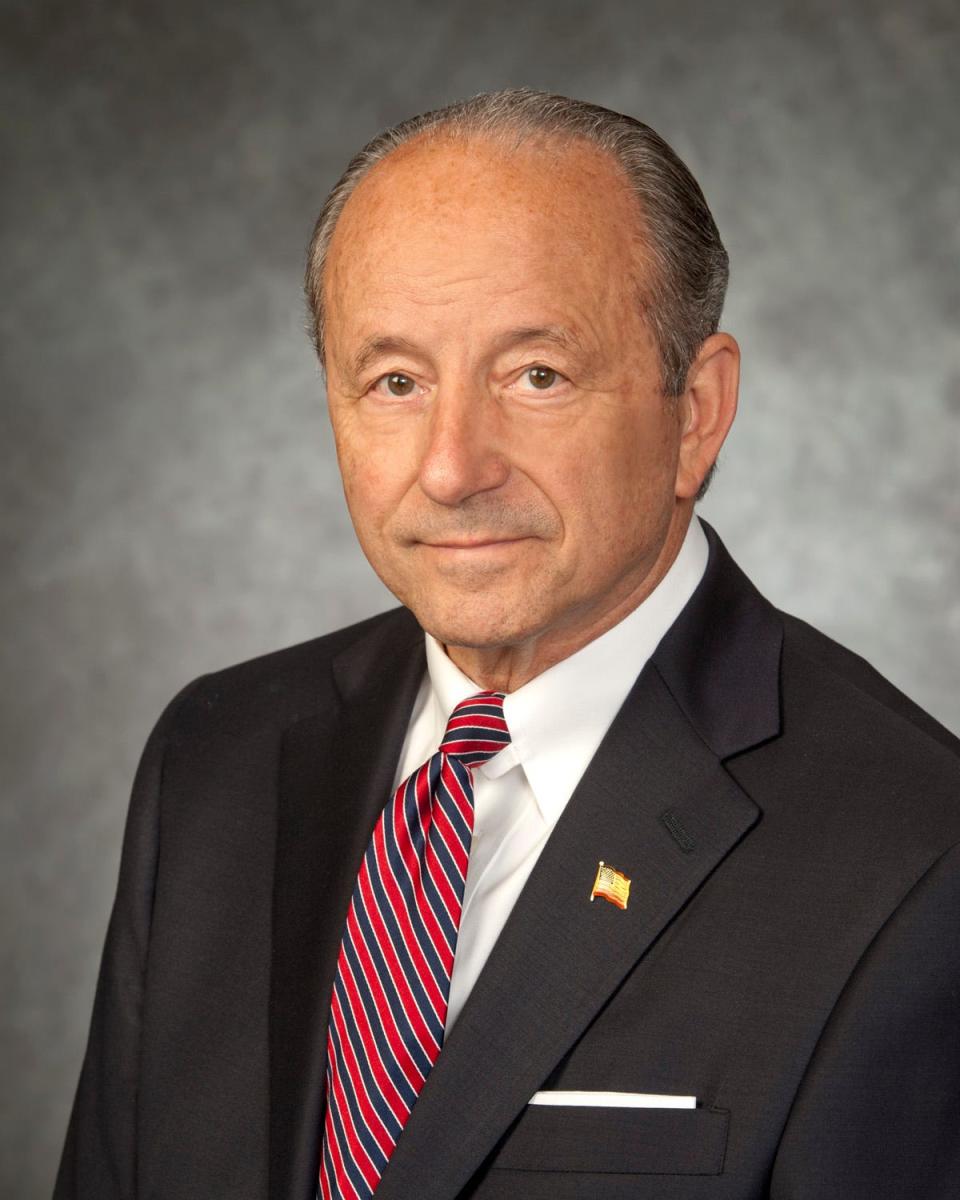 Alliance Mayor Andy Grove