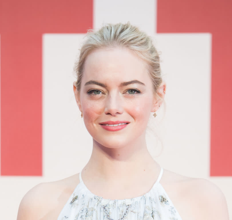 Emma Stone’s makeup at the 2018 Golden Globes is a tribute to the women’s suffrage movement