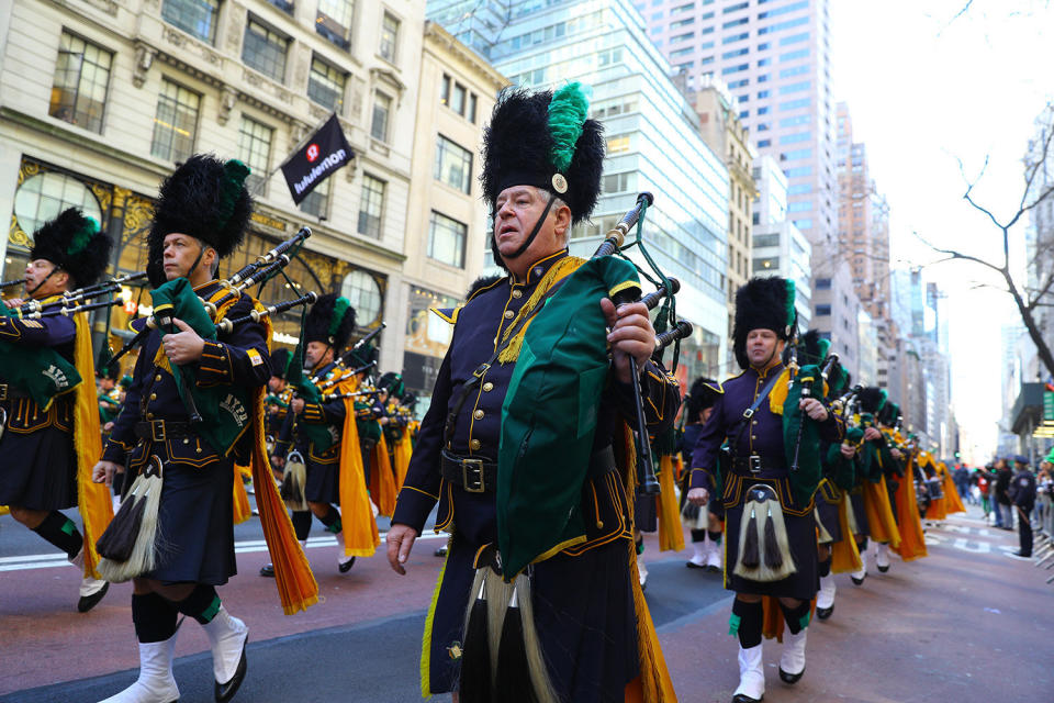 Members of the NYPD Emerald Society march in the 2019 NYC St. Patrickâs Day Parade, March 16, 2019. (Photo: Gordon Donovan/Yahoo News) 