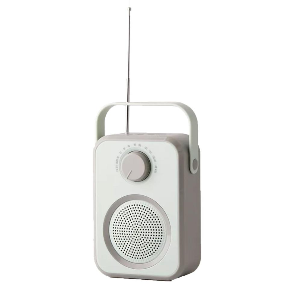 polaroid-retro-radio-speaker