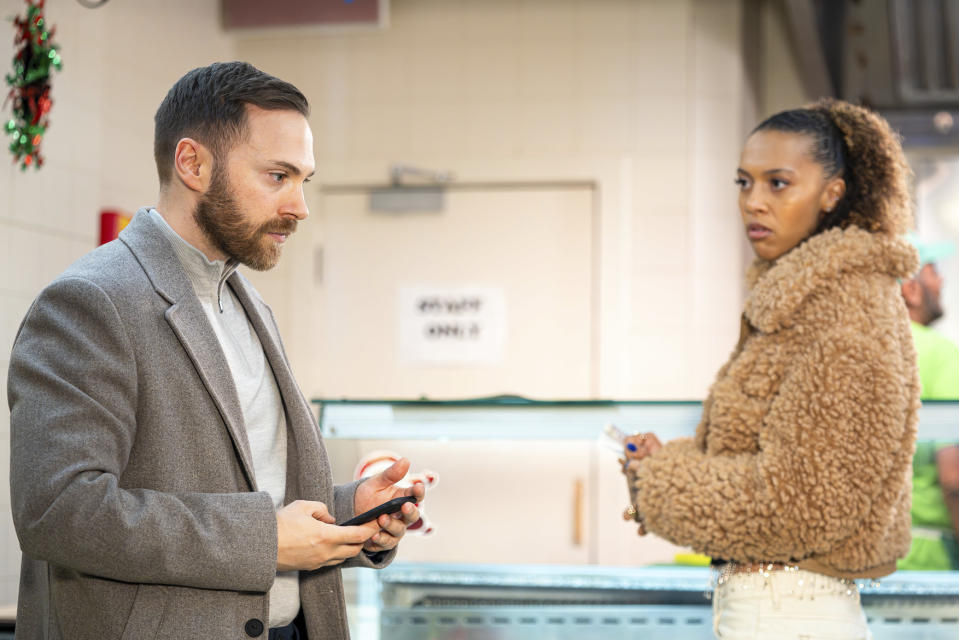 EastEnders,20-12-2023,6822,Dean Wicks (MATT DI ANGELO);Gina Knight (FRANCESCA HENRY),****EMBARGOED TILL THURSDAY 7TH DECEMBER 2023****,BBC PUBLIC SERVICE,Jack Barnes/Kieron McCarron