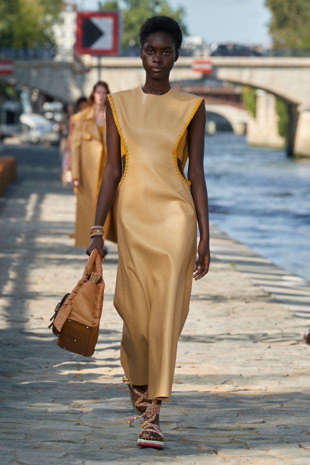 Fashionista's Favorite Spring 2022 Collections From Paris Fashion Week -  Fashionista