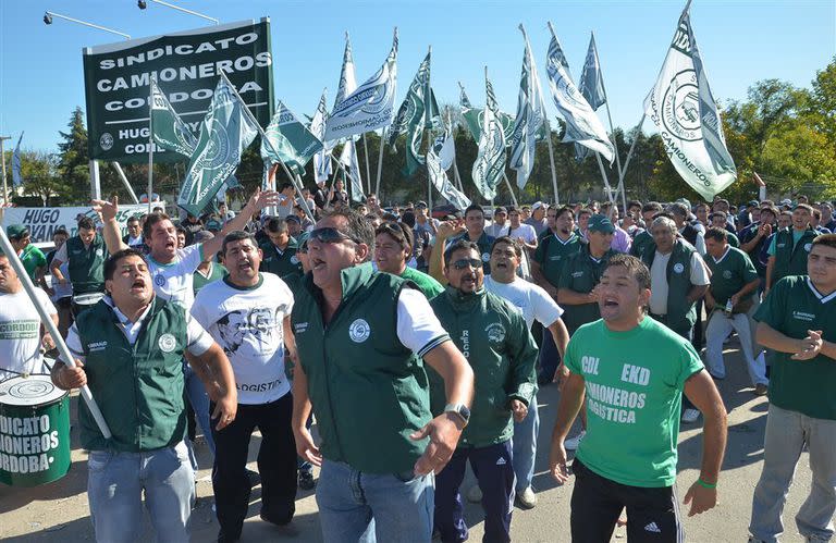 Los bloqueos de los camioneros, ayer, en Córdoba