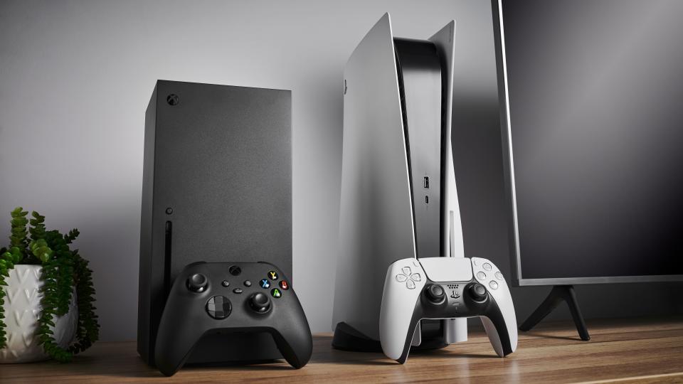An Xbox One and Playstation 5