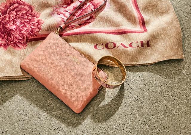 Coach Outlet Valentine's Day collection sale