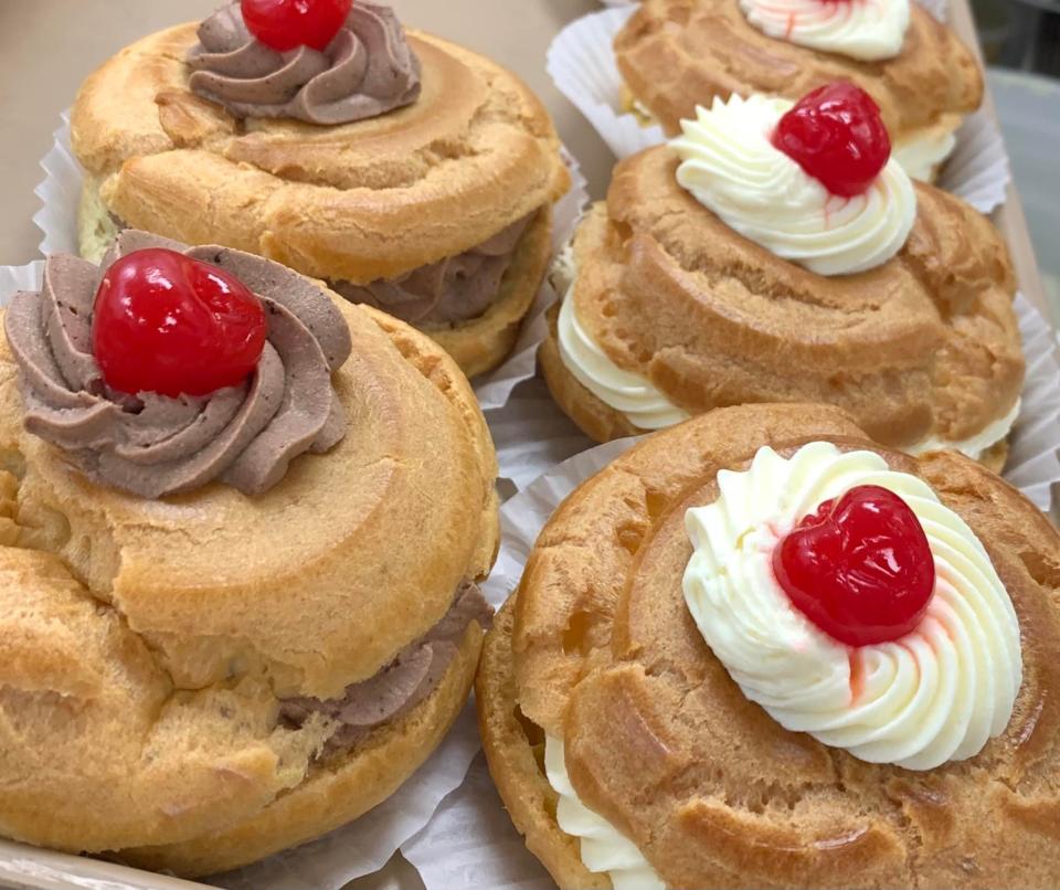 Zeppoles at Nancy's Bakery.