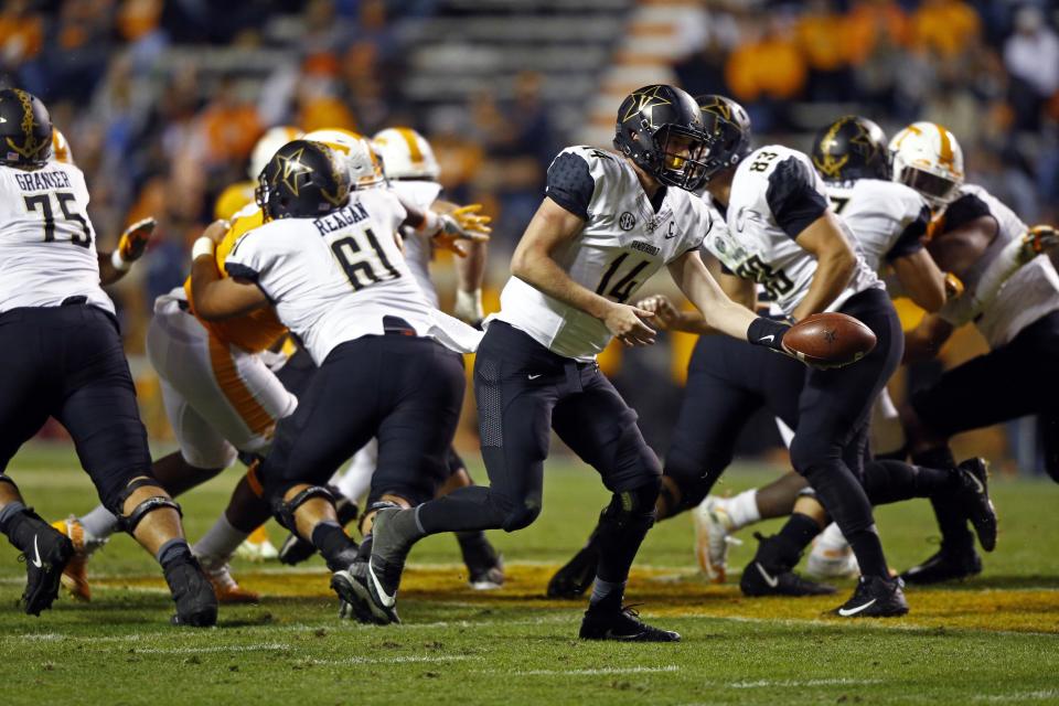 Vanderbilt quarterback Kyle Shurmur (14) made a big leap in 2017. (AP Photo/Wade Payne)