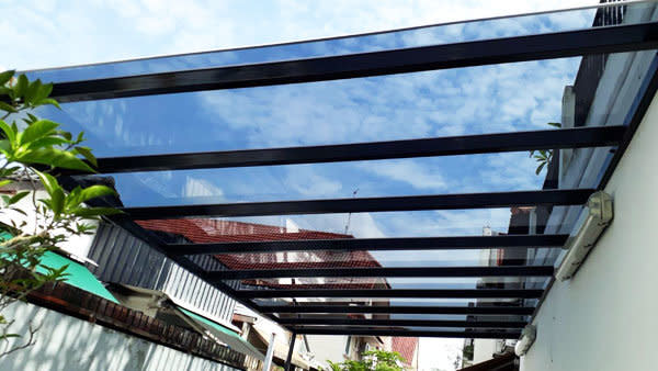 awning, awning rumah, awning design, polycarbonate awning, pergola awning, jenis awning, aluminium awning, harga awning rumah malaysia