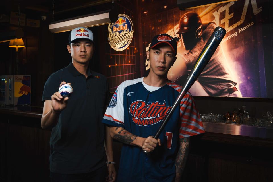 Red Bull運動員黃子鵬與Kenzy小春合體邀請大家731關注Red Bull Batting Mania打擊狂人決賽。官方提供