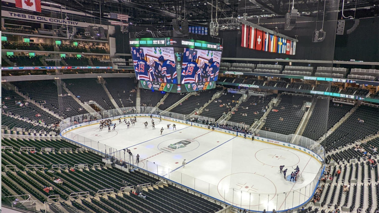 The first day of the World Juniors didn't exactly feature a packed house. (Photo via @StevenEllisTHN/Twitter)