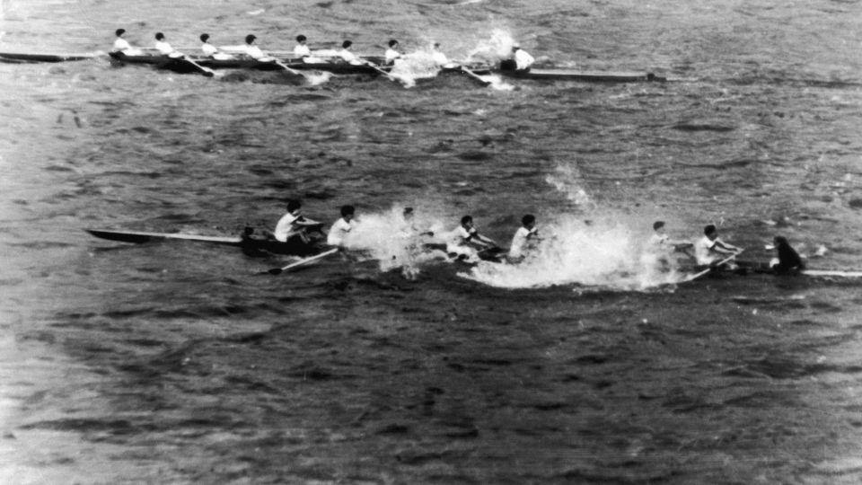 The Oxford boat sinks after only half a mile, during the annual University boat race against Cambridge on March 24, 1951. - Keystone/Hulton Archive/Getty Images