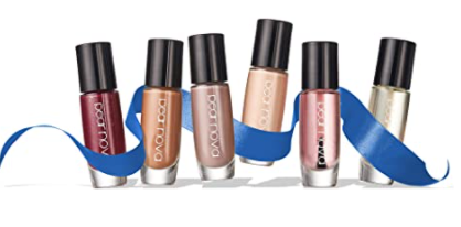 Pear Nova Holiday Essentials Nail Set