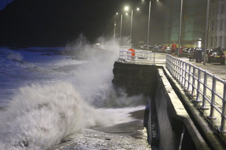 Aberystwyth Wales UK weather January 24th 2024. Storm Jocelyn the latest named storm of the season hits the seafront promenade, gale force winds bring damaging 70mph gusts along the exposed Irish sea coastal area : Credit: mike davies/Alamy Live News