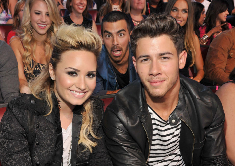 Joe Jonas 'bombs Demi Lovato and Nick Jonas