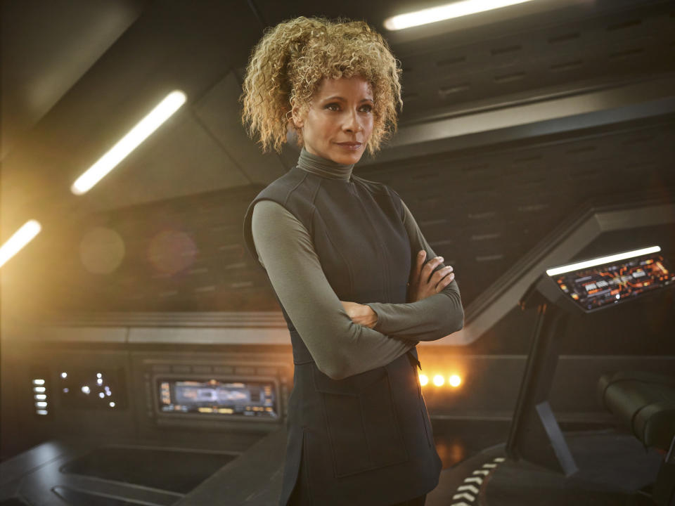 Pictured: Michelle Hurd as Raffi of the CBS All Access series STAR TREK: PICARD. (Photo Cr: James Dimmock/CBS ©2019 CBS Interactive, Inc. All Rights Reserved.)