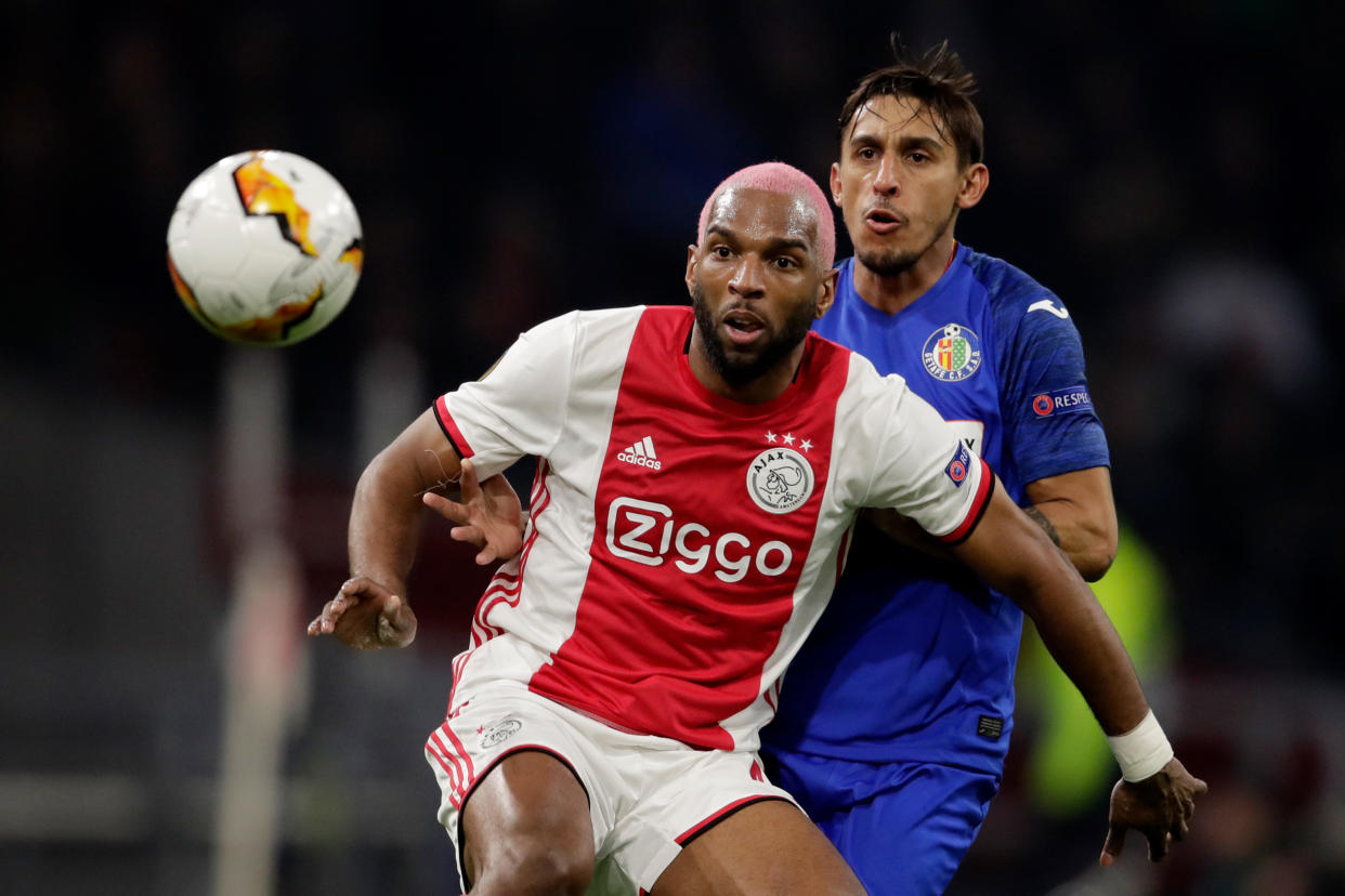 AMSTERDAM, NETHERLANDS - FEBRUARY 27: (L-R) Ryan Babel of Ajax, Damian Suarez of Getafe during the UEFA Europa League   match between Ajax v Getafe at the Johan Cruijff Arena on February 27, 2020 in Amsterdam Netherlands (Photo by Laurens Lindhout/Soccrates/Getty Images)