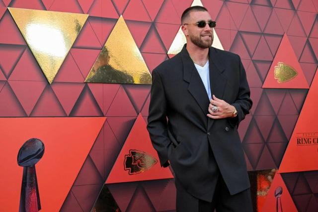 See the fashions worn by Kansas City Chiefs on red carpet for