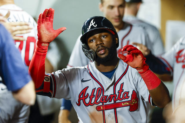 Julio Rodriguez embraces AL Rookie of the Year award - Our Esquina