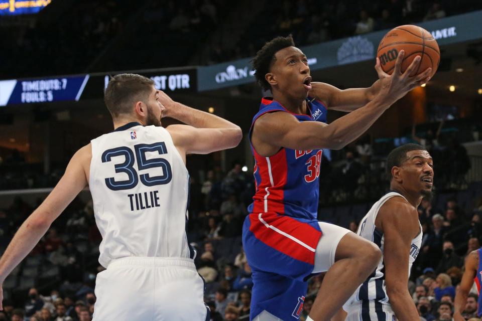 Detroit Pistons guard Saben Lee (38) drives to the basket during the first half at FedEx Forum in Memphis, Tennessee, on Thursday, Jan. 6, 2022.