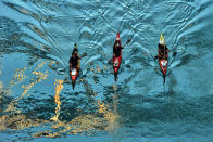 <p>Three French students of Law, from Sette village of France, canoeing at the Corinth canal, Peloponnese, during their journey ODYSSETTE (little Odyssey), a distance 7.000klm, Greece, Sept. 30, 2016. (Photo: VASSILIS PSOMAS/EPA)</p>