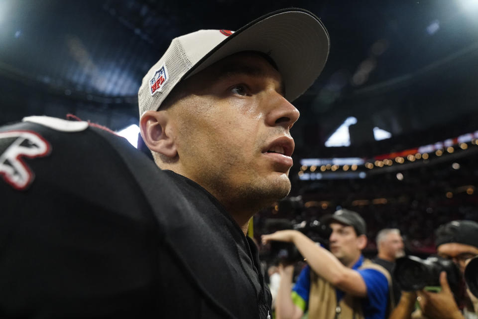 Atlanta Falcons quarterback Desmond Ridder (9) walks off the turf after an NFL football game against the Green Bay Packers, Sunday, Sept. 17, 2023, in Atlanta. The Atlanta Falcons won 25-24. (AP Photo/Brynn Anderson)