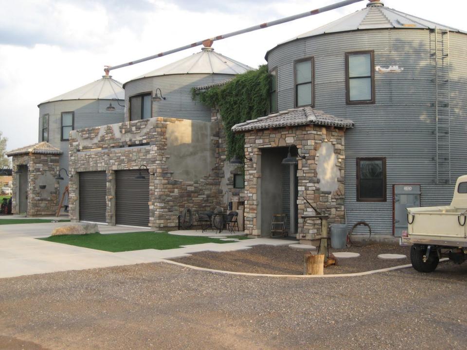 Multi-Silo Home: Gilbert, Arizona